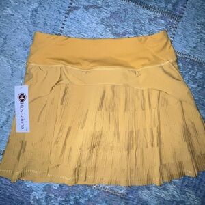 NEW Husnainna High Waisted pleated Athletic Skort in Gold size 2